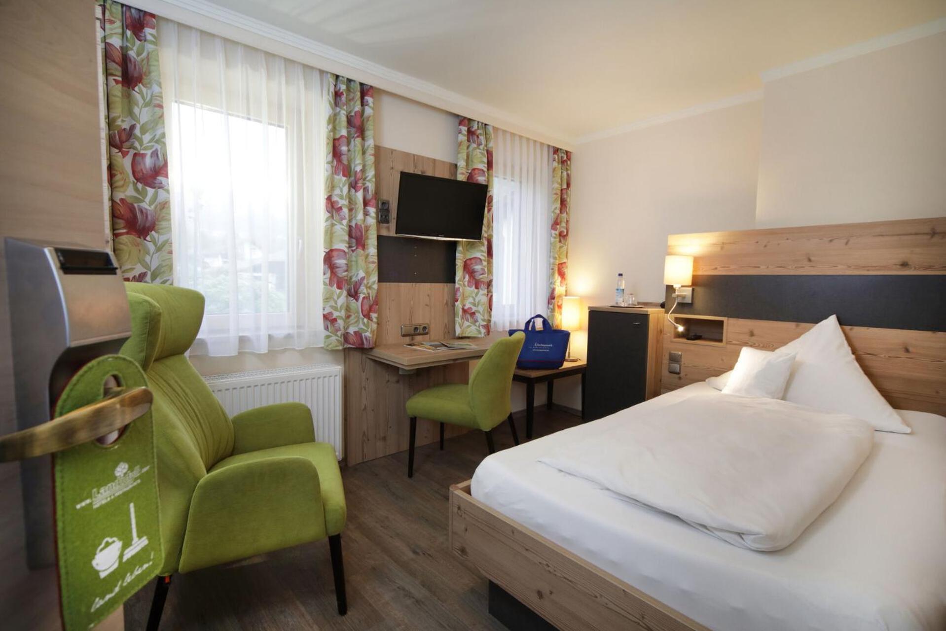 Hotel Das Bayerwald Lam Exterior photo