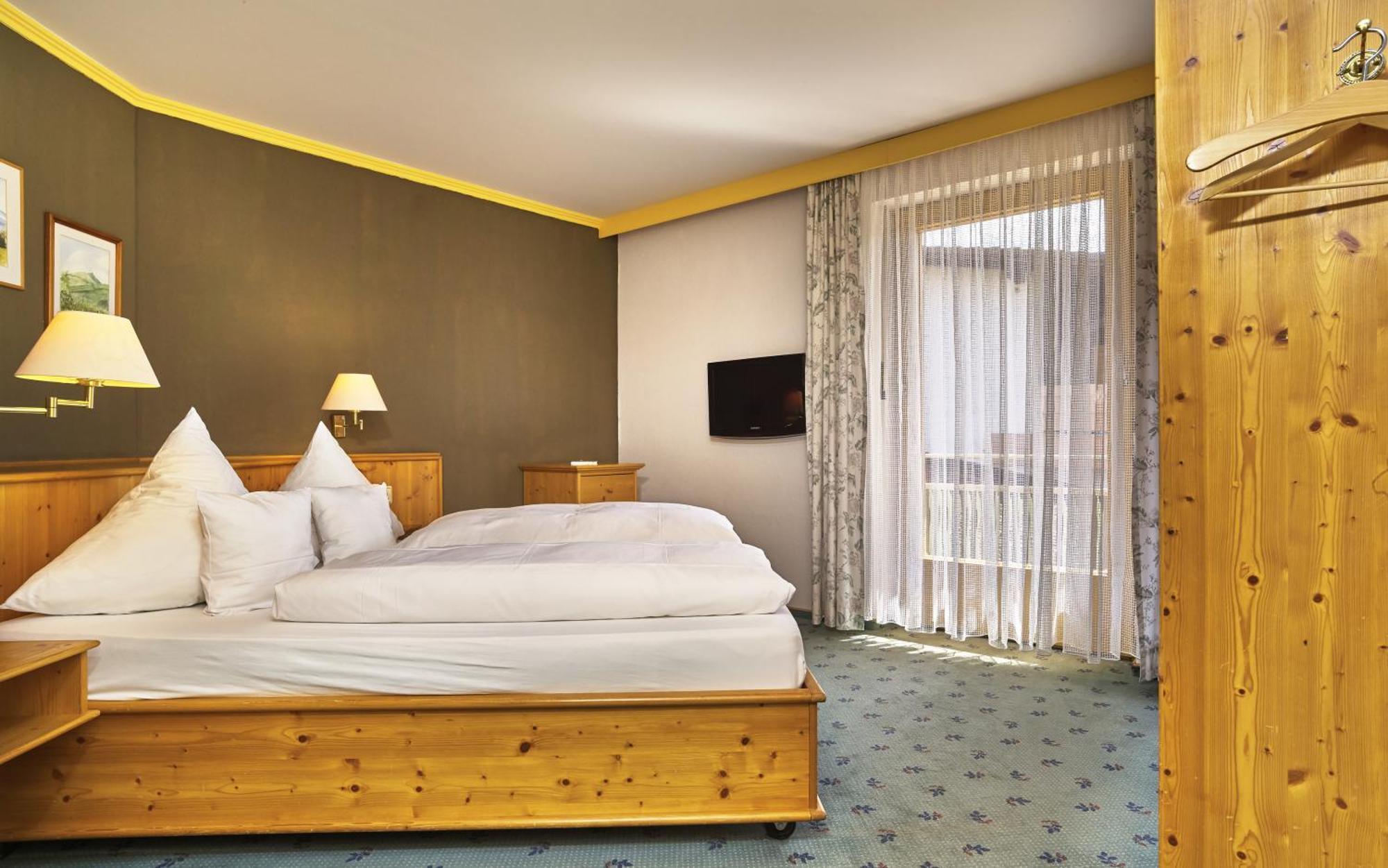 Hotel Das Bayerwald Lam Exterior photo